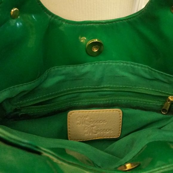 Mirror Mirror Shoulder Bag - Green - Picture 2 of 2